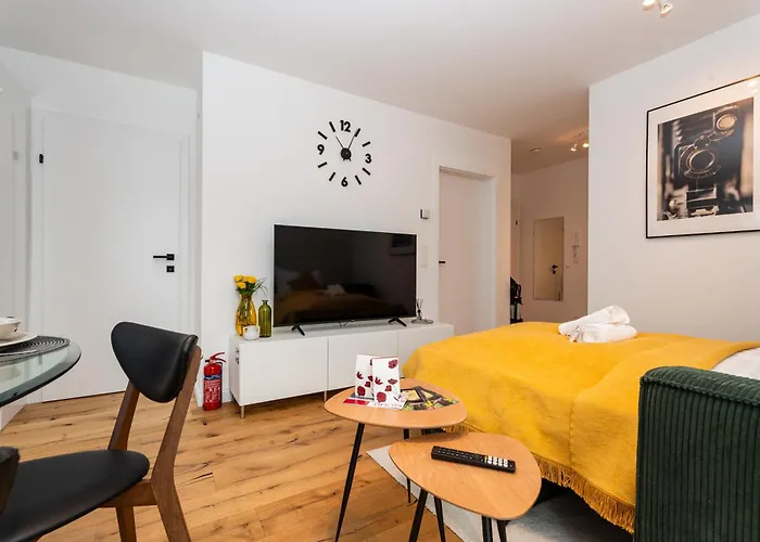 Noblenest: Terrasse - Netflix - Kaffee Vídeň